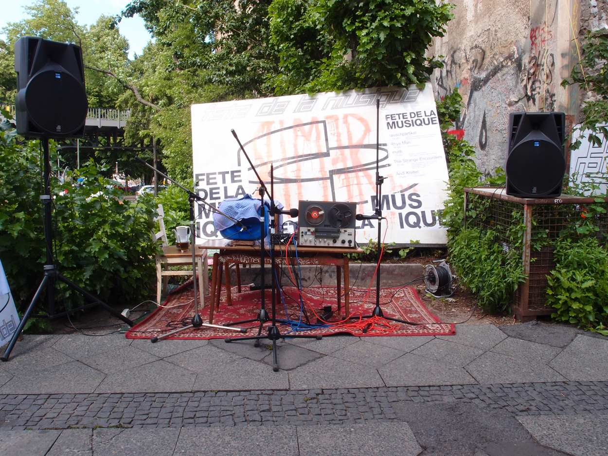 2019-06-21 rauschpartikel (Komposition und präpariertes Tonband mit Field Recording)